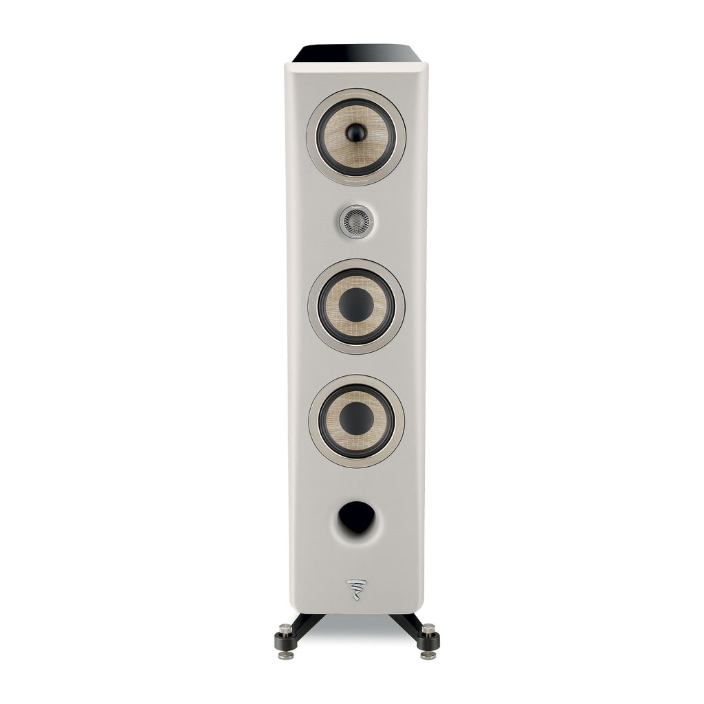 Front view of Focal Kanta N°2