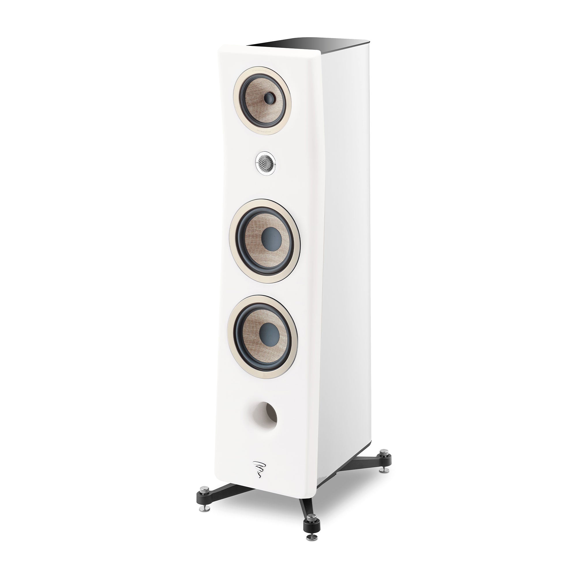 Front view of Focal Kanta N°3
