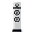 Front view of Focal Maestro Utopia Evo 