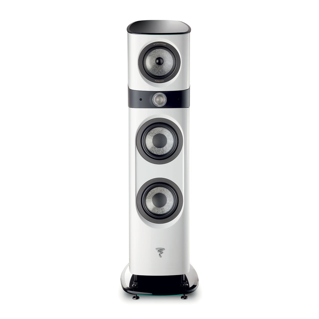 Front view of Focal Sopra N°2