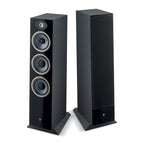 Couple view of Focal Theva N°3