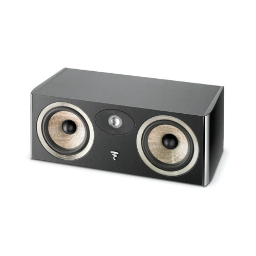 Front view of Focal-Aria CC 900